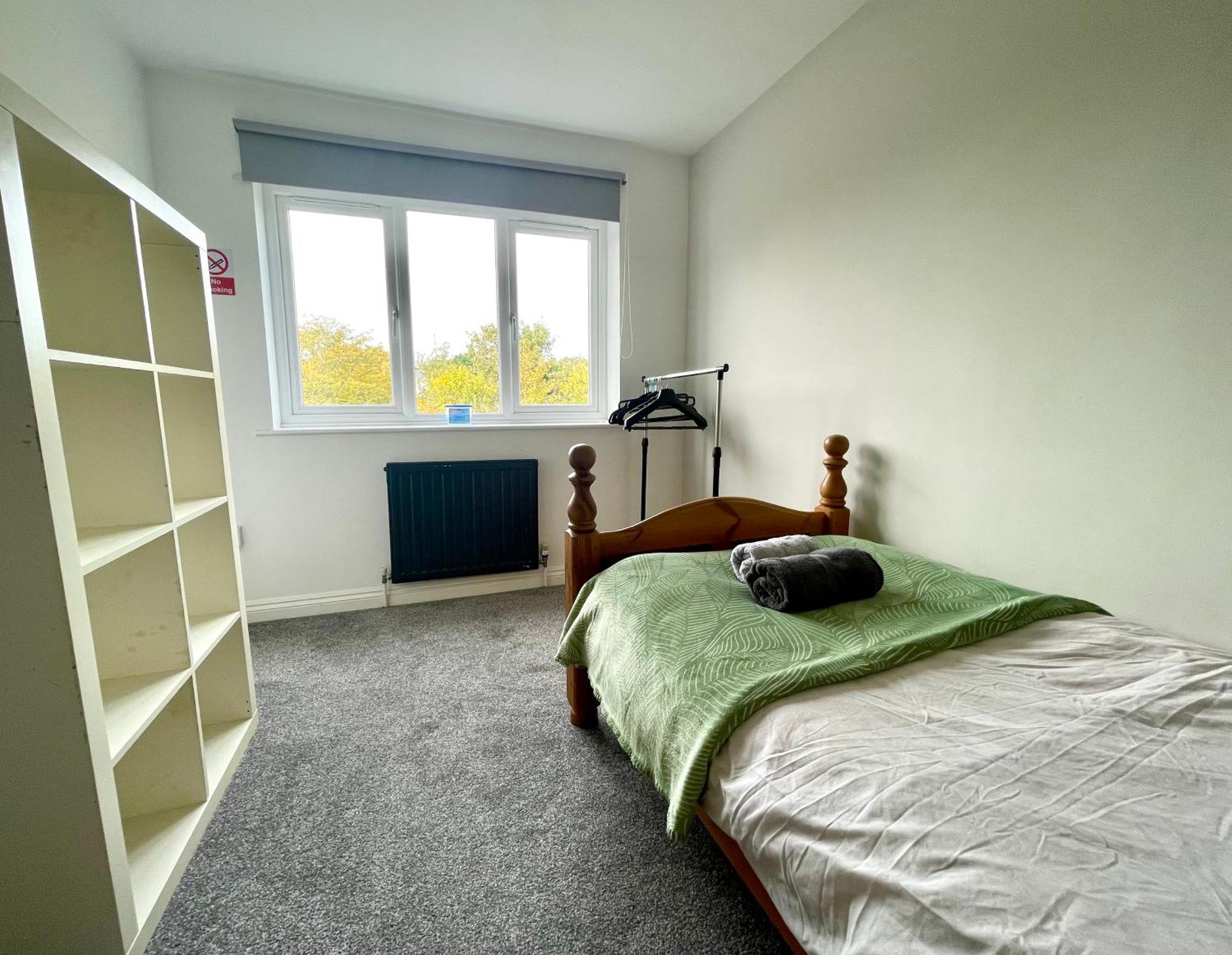 Large 5 Bed Detached House Near Stansted Airport With Parking For 2 Vehicles! Stansted Stays Stansted Mountfitchet Exteriör bild