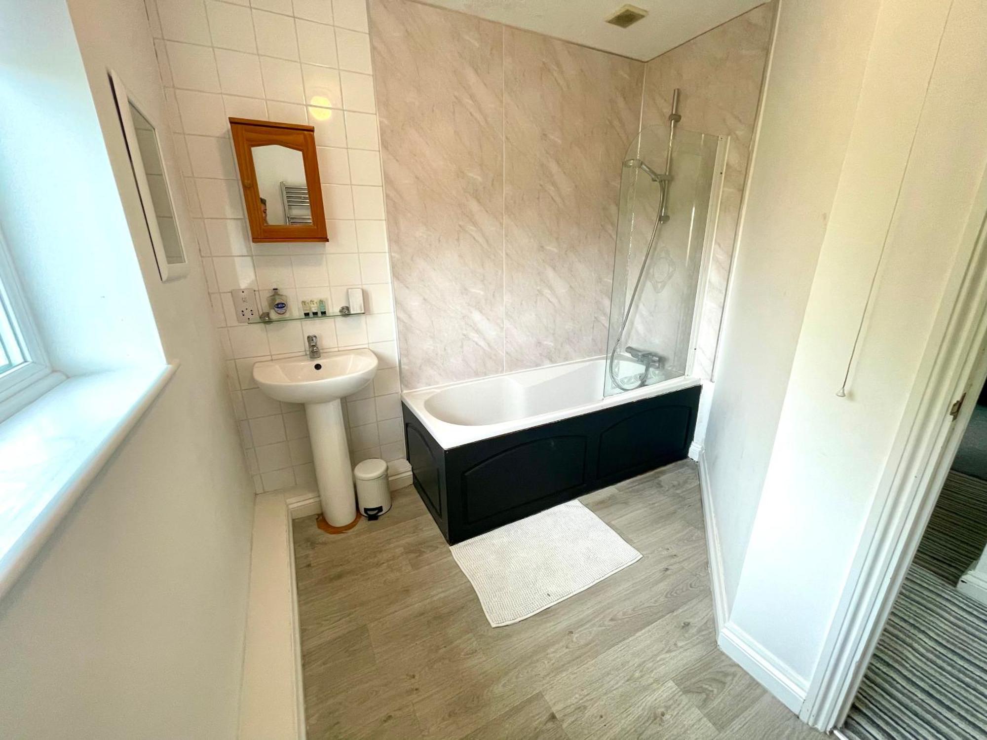 Large 5 Bed Detached House Near Stansted Airport With Parking For 2 Vehicles! Stansted Stays Stansted Mountfitchet Exteriör bild